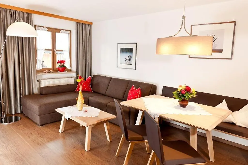 Haus Schmiederer Apartamento Reit im Winkl Alemanha